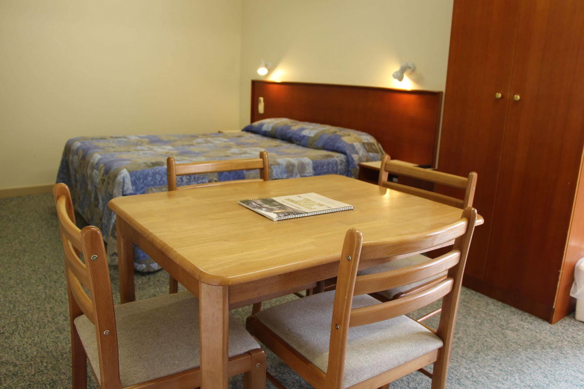 The Pioneer Way Motel Springwood Buitenkant foto